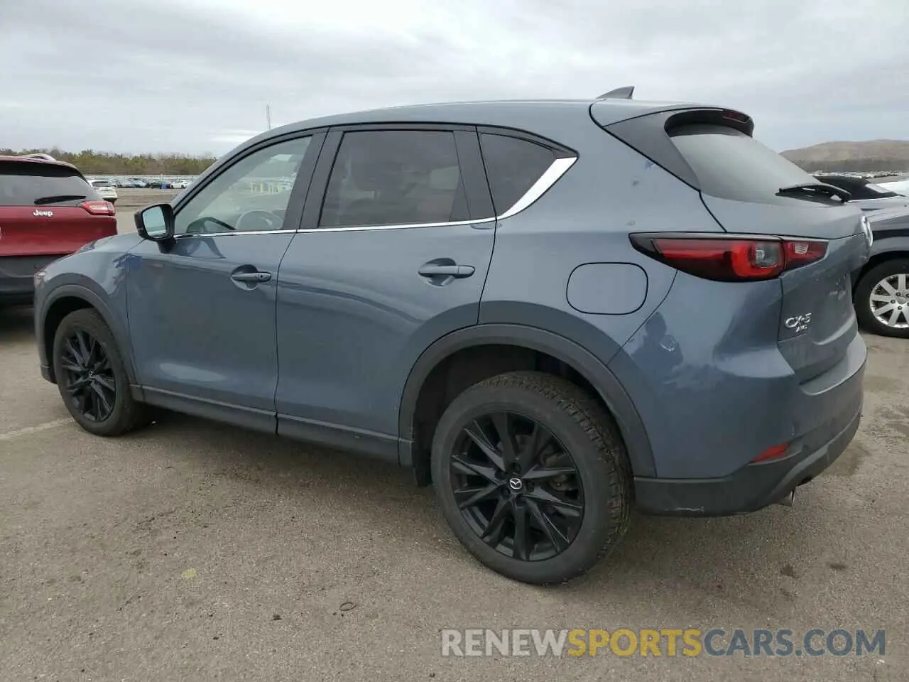 2 fotografías del automóvil dañado JM3KFBCM1P0211663 MAZDA CX-5 PREFE 2023