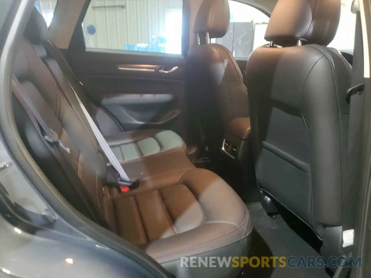 11 fotografías del automóvil dañado JM3KFBCM2P0245420 MAZDA CX-5 PREFE 2023