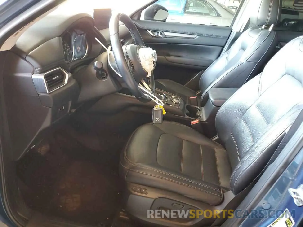 7 fotografías del automóvil dañado JM3KFBCM3P0140899 MAZDA CX-5 PREFE 2023
