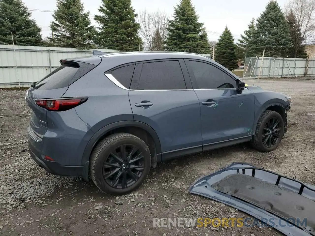 3 fotografías del automóvil dañado JM3KFBCM4P0143942 MAZDA CX-5 PREFE 2023