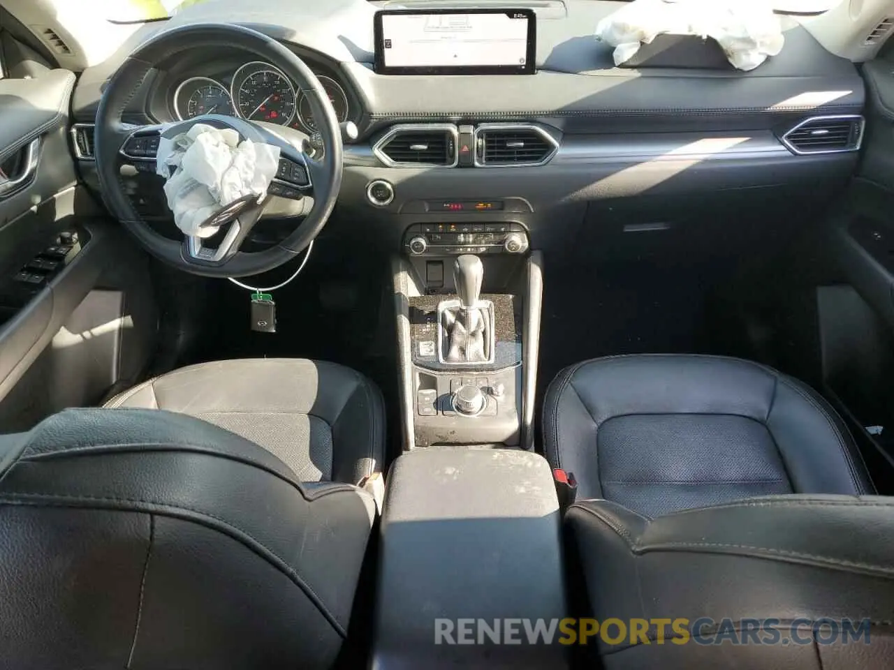 8 fotografías del automóvil dañado JM3KFBCM4P0191943 MAZDA CX-5 PREFE 2023