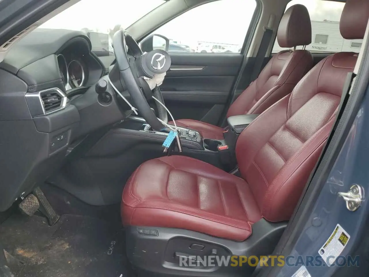 7 fotografías del automóvil dañado JM3KFBCM4P0215089 MAZDA CX-5 PREFE 2023
