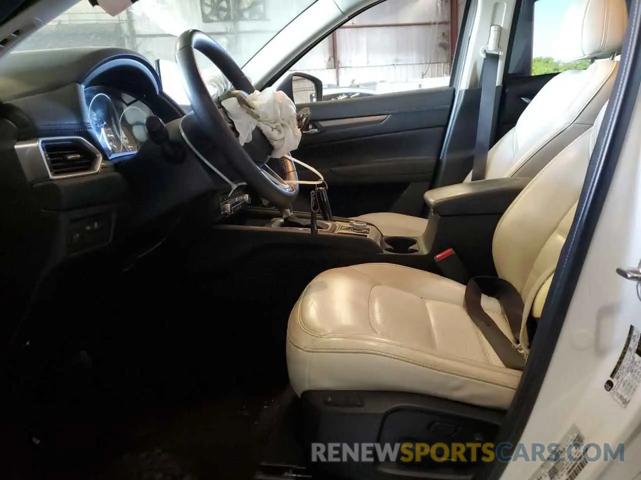 7 fotografías del automóvil dañado JM3KFBCM4P0248075 MAZDA CX-5 PREFE 2023