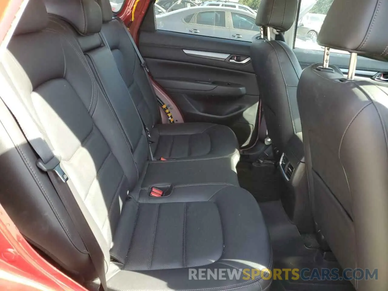 10 fotografías del automóvil dañado JM3KFBCM4P0270884 MAZDA CX-5 PREFE 2023