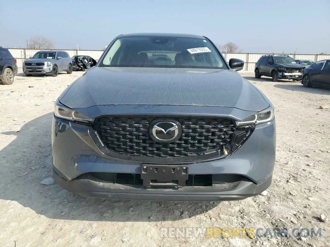 5 fotografías del automóvil dañado JM3KFBCM4P0277706 MAZDA CX-5 PREFE 2023