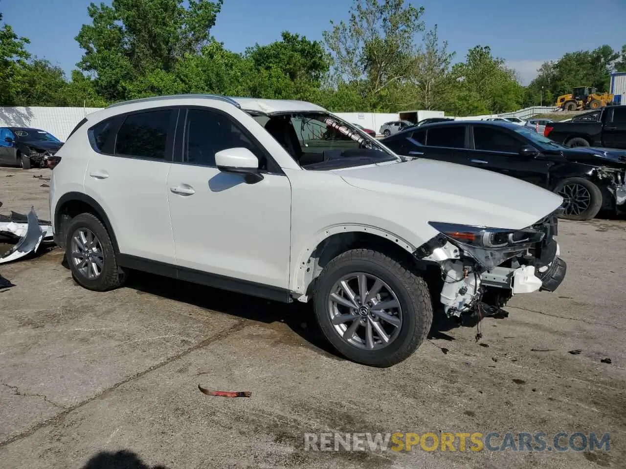 4 fotografías del automóvil dañado JM3KFBCM4P0289631 MAZDA CX-5 PREFE 2023