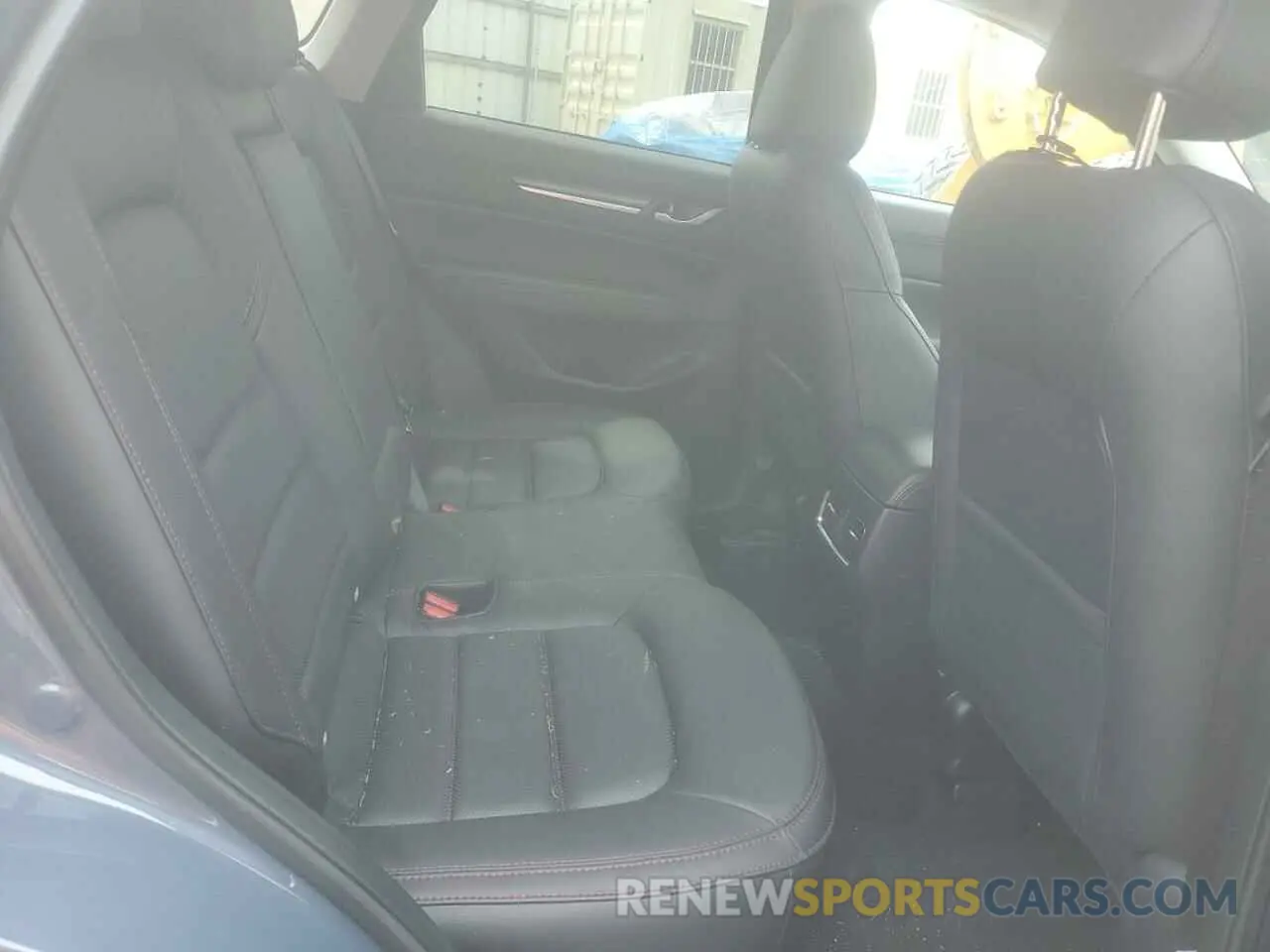 11 fotografías del automóvil dañado JM3KFBCM5P0171667 MAZDA CX-5 PREFE 2023