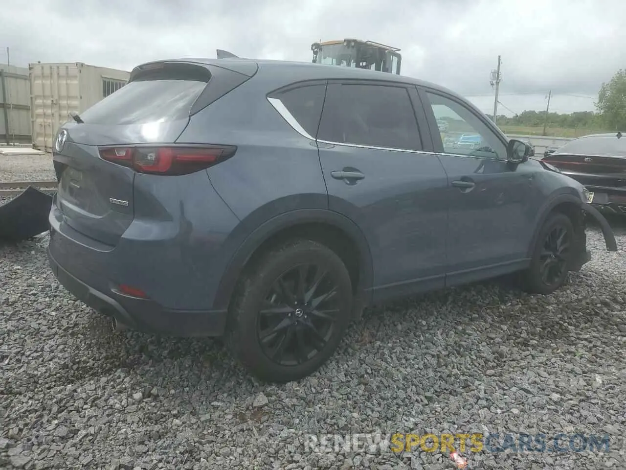 3 fotografías del automóvil dañado JM3KFBCM5P0171667 MAZDA CX-5 PREFE 2023