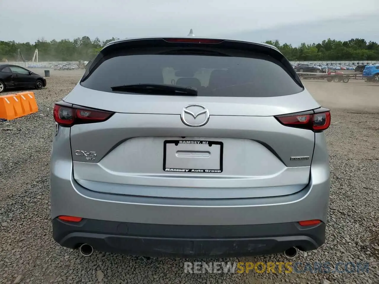 6 fotografías del automóvil dañado JM3KFBCM5P0177081 MAZDA CX-5 PREFE 2023