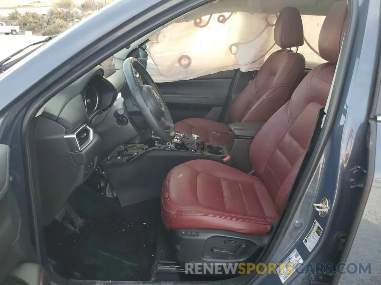 7 fotografías del automóvil dañado JM3KFBCM5P0215568 MAZDA CX-5 PREFE 2023