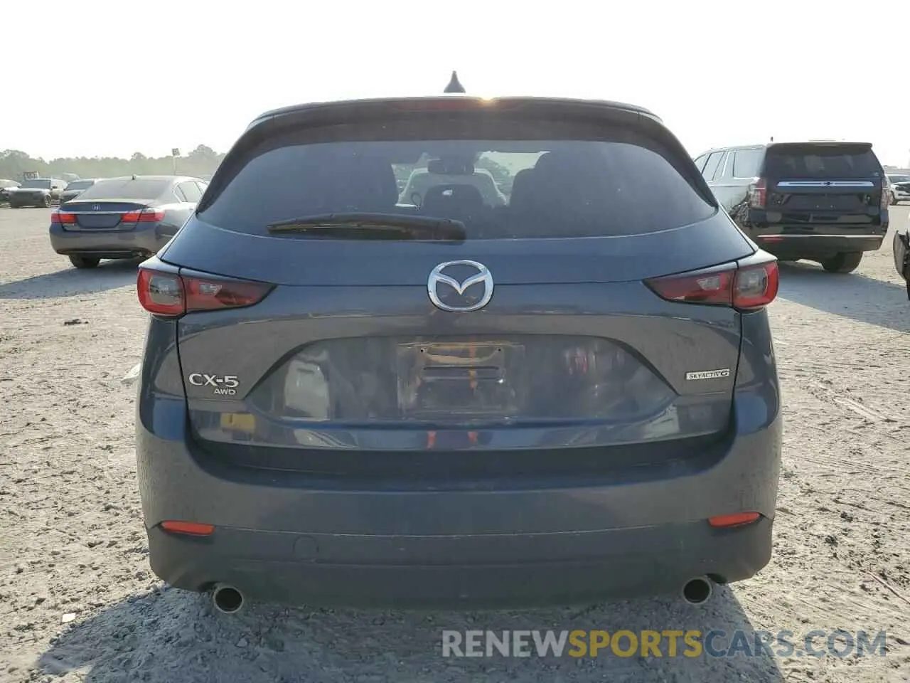 6 fotografías del automóvil dañado JM3KFBCM6P0141495 MAZDA CX-5 PREFE 2023