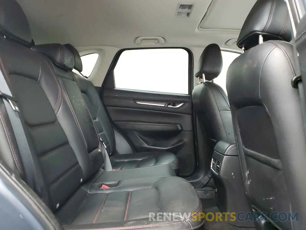 11 fotografías del automóvil dañado JM3KFBCM6P0193242 MAZDA CX-5 PREFE 2023