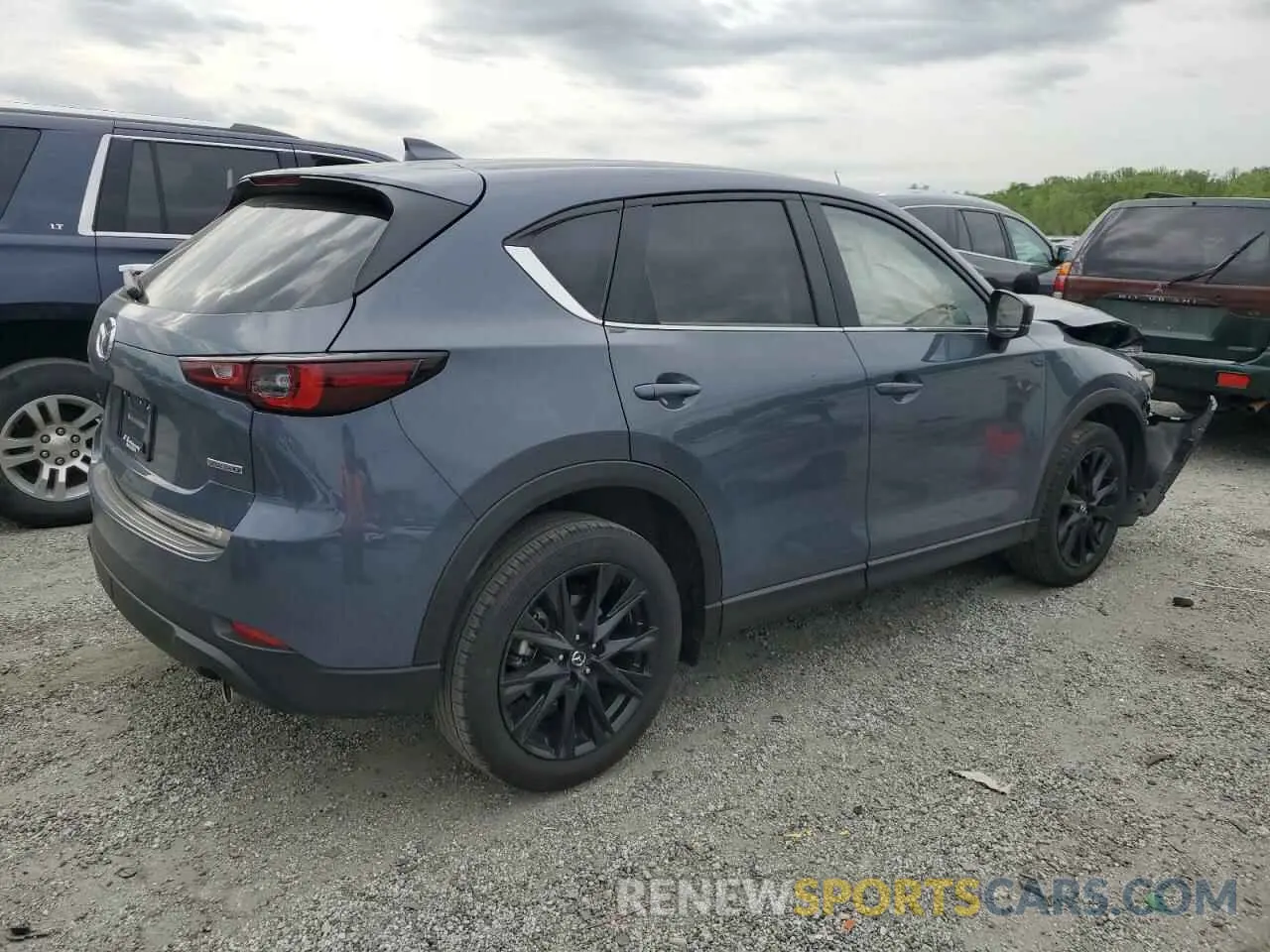3 fotografías del automóvil dañado JM3KFBCM6P0214123 MAZDA CX-5 PREFE 2023
