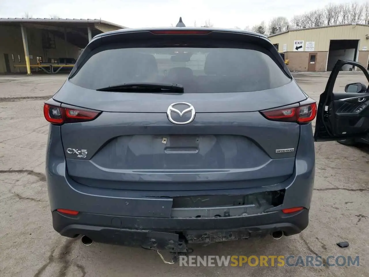 6 fotografías del automóvil dañado JM3KFBCM6P0260437 MAZDA CX-5 PREFE 2023