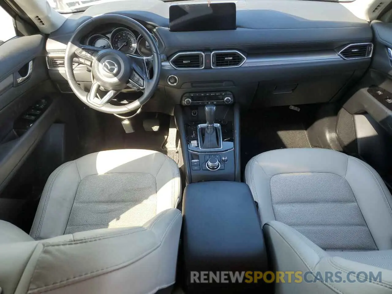 8 fotografías del automóvil dañado JM3KFBCM7P0178507 MAZDA CX-5 PREFE 2023