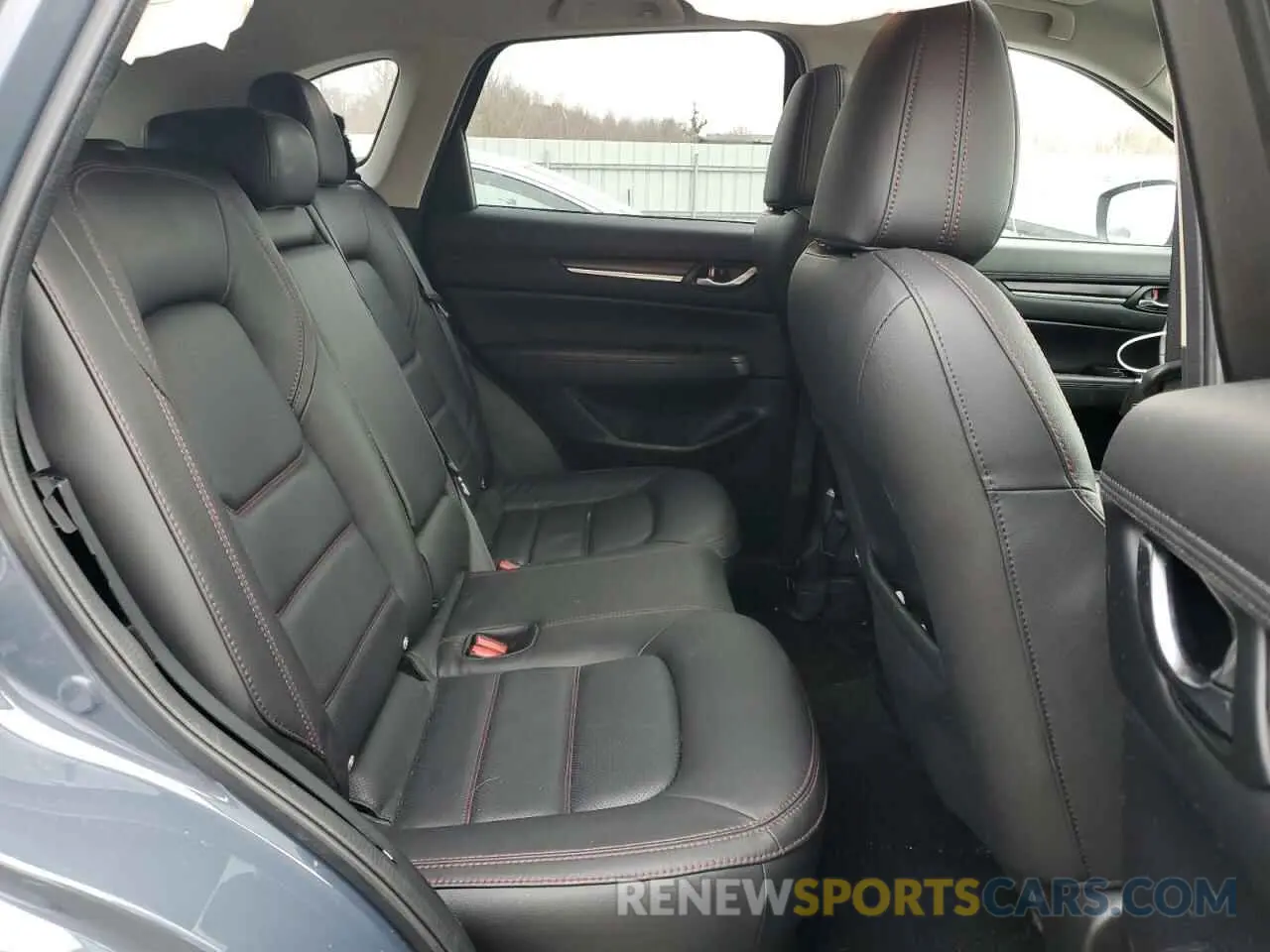 11 fotografías del automóvil dañado JM3KFBCM7P0187725 MAZDA CX-5 PREFE 2023