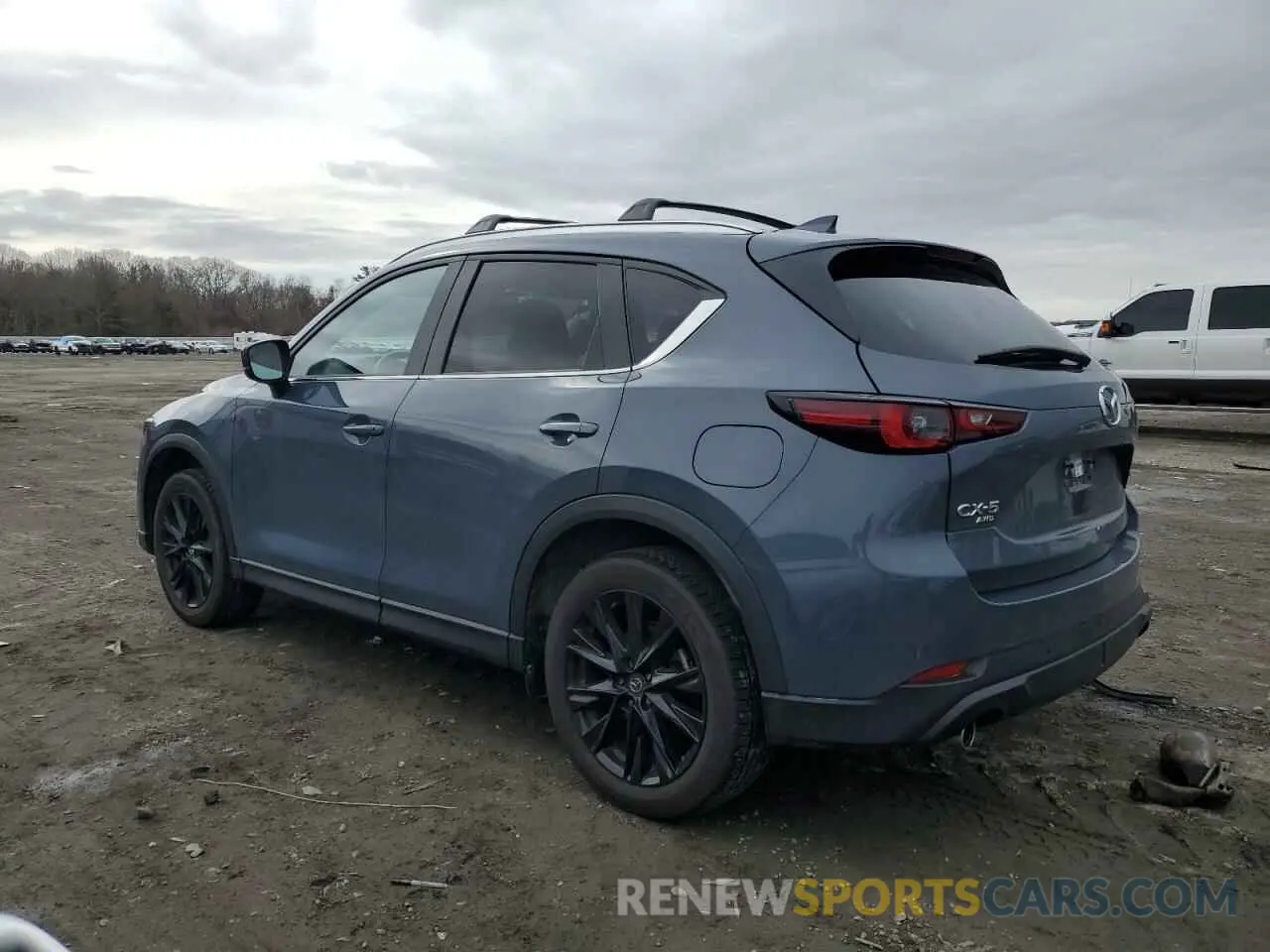 2 fotografías del automóvil dañado JM3KFBCM7P0187725 MAZDA CX-5 PREFE 2023