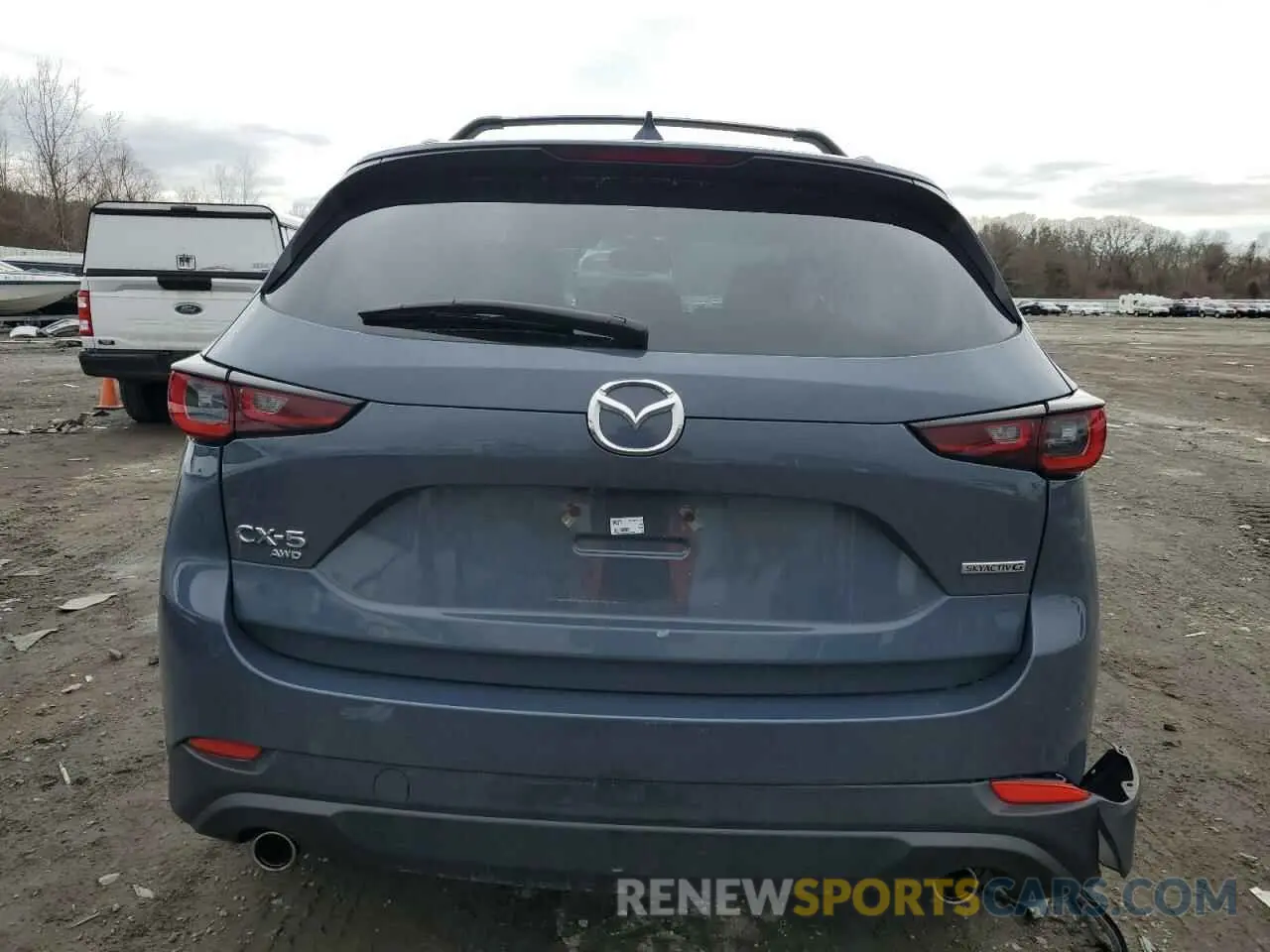 6 fotografías del automóvil dañado JM3KFBCM7P0187725 MAZDA CX-5 PREFE 2023