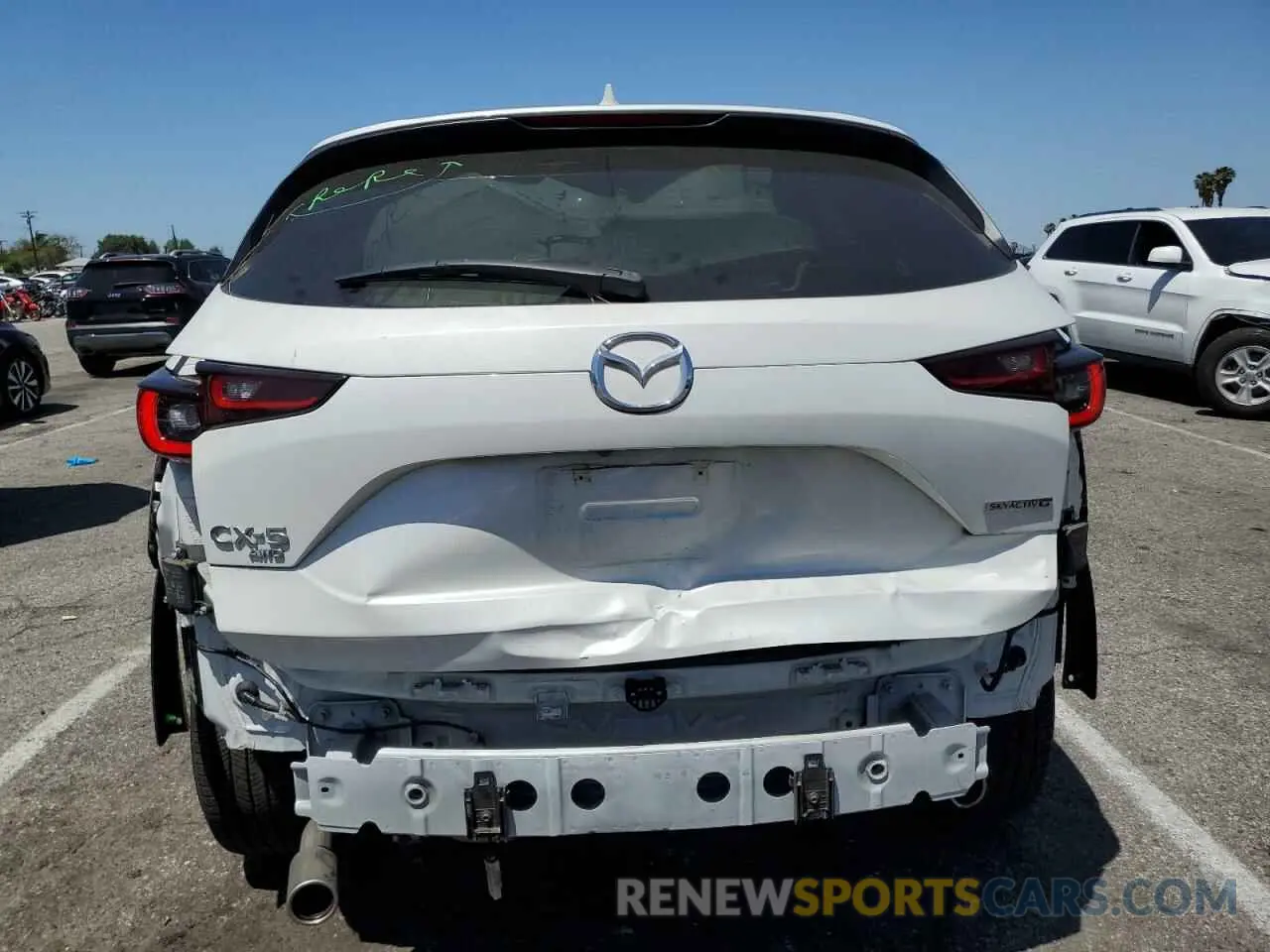 6 fotografías del automóvil dañado JM3KFBCM7P0272662 MAZDA CX-5 PREFE 2023