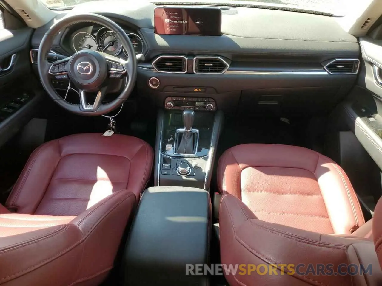 8 fotografías del automóvil dañado JM3KFBCM9P0110080 MAZDA CX-5 PREFE 2023