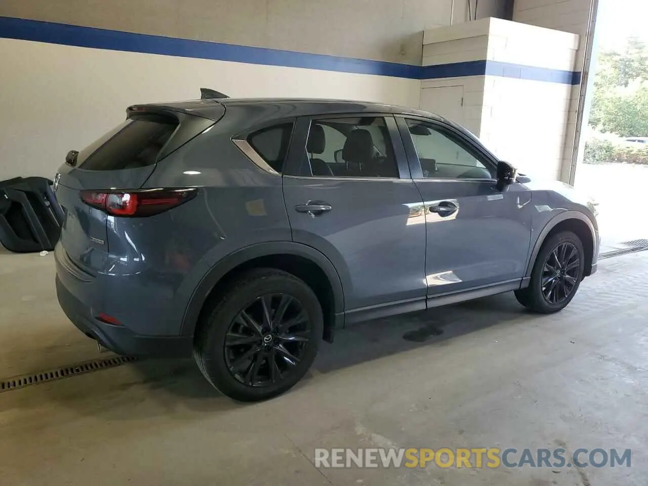 3 fotografías del automóvil dañado JM3KFBCM9P0179240 MAZDA CX-5 PREFE 2023