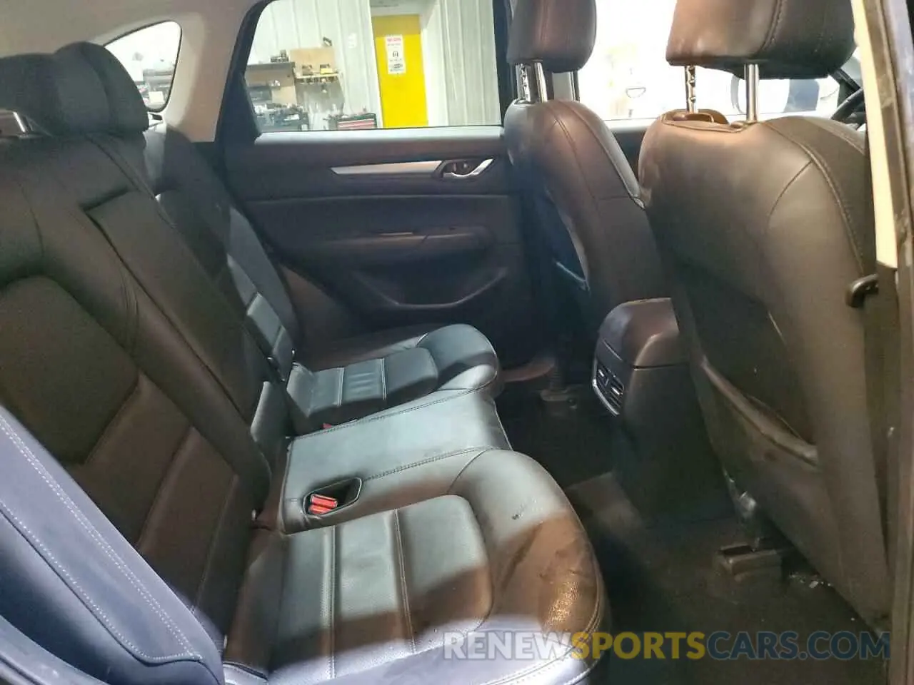 11 fotografías del automóvil dañado JM3KFBCMXP0153195 MAZDA CX-5 PREFE 2023