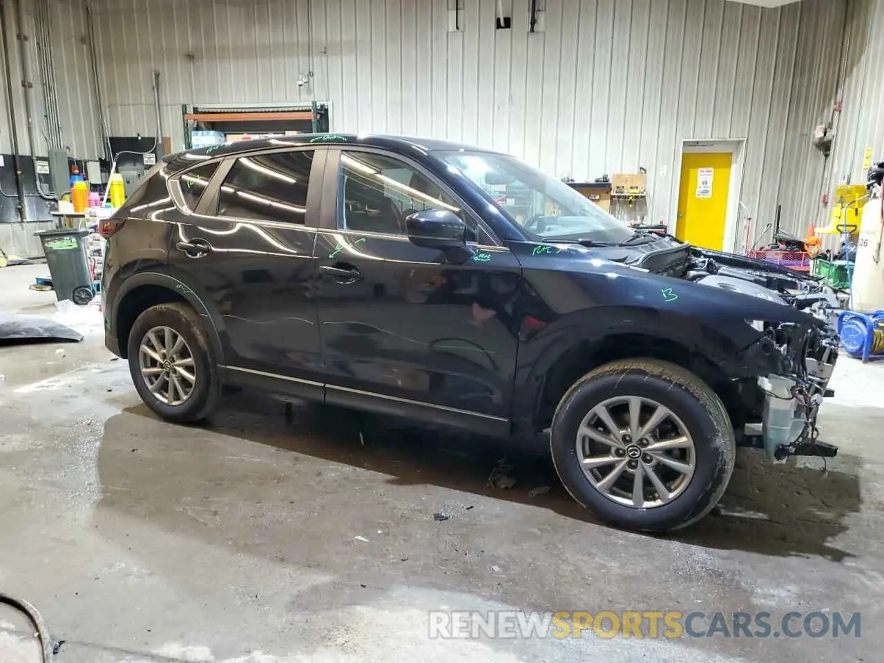 4 fotografías del automóvil dañado JM3KFBCMXP0153195 MAZDA CX-5 PREFE 2023