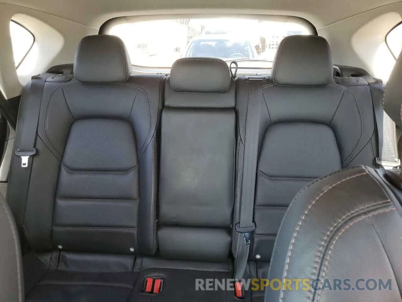 10 fotografías del automóvil dañado JM3KFBCMXP0184897 MAZDA CX-5 PREFE 2023