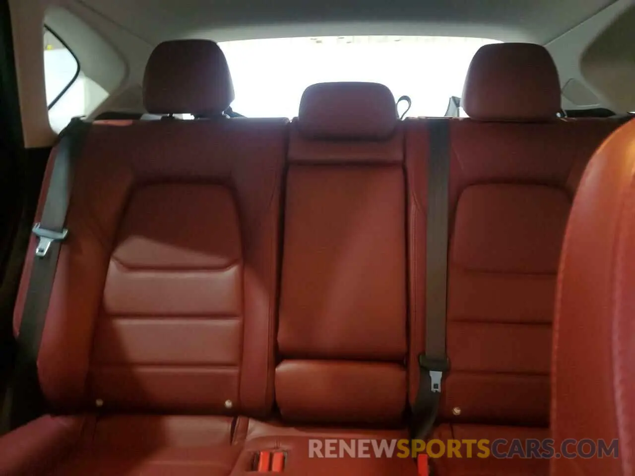 10 fotografías del automóvil dañado JM3KFBCMXP0198881 MAZDA CX-5 PREFE 2023