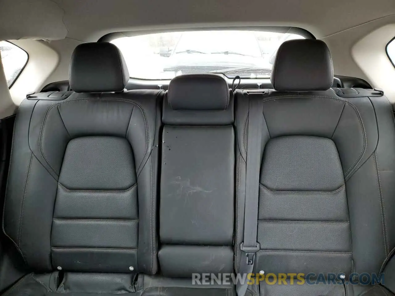 10 fotografías del automóvil dañado JM3KFBCMXP0256925 MAZDA CX-5 PREFE 2023