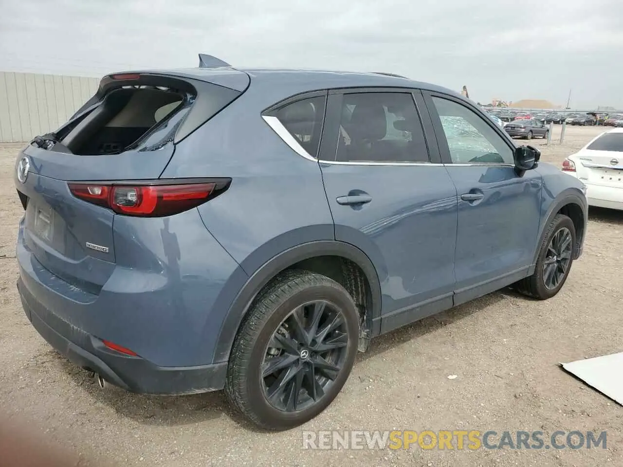3 fotografías del automóvil dañado JM3KFBCL0R0446324 MAZDA CX-5 PREFE 2024