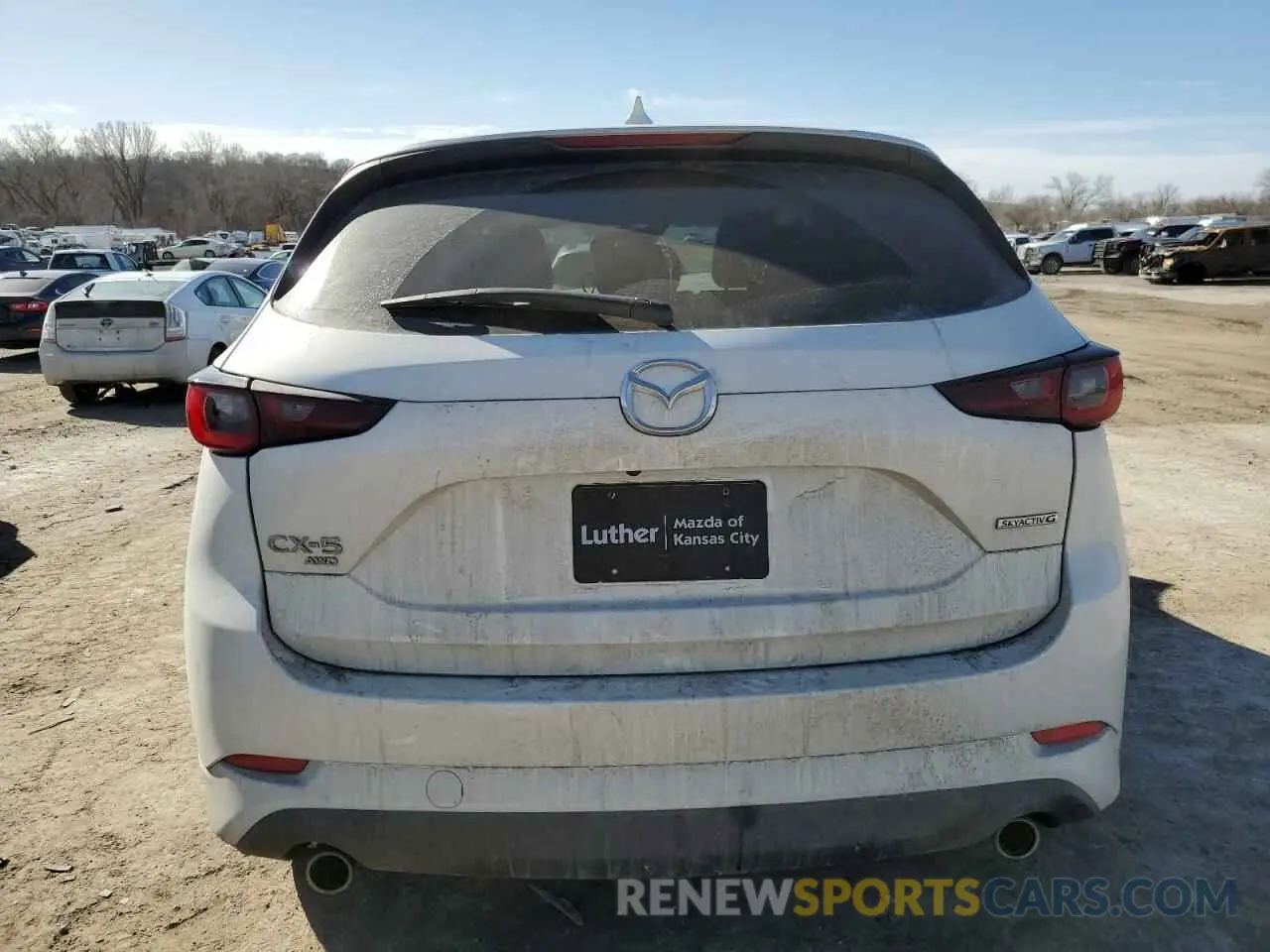 6 fotografías del automóvil dañado JM3KFBCL0R0459350 MAZDA CX-5 PREFE 2024