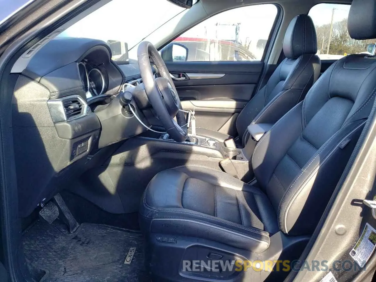7 fotografías del automóvil dañado JM3KFBCL1R0443481 MAZDA CX-5 PREFE 2024