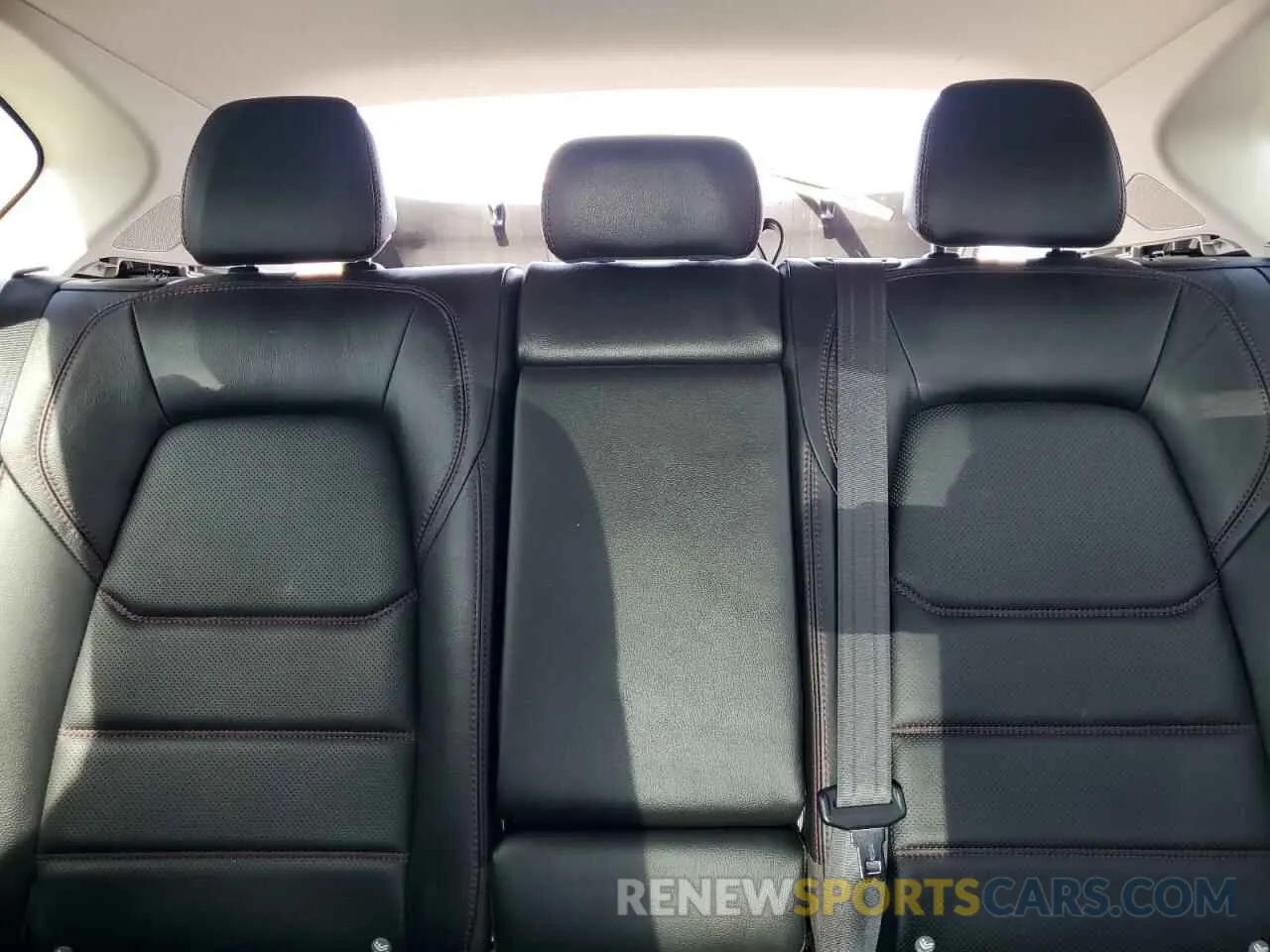 10 fotografías del automóvil dañado JM3KFBCL1R0459972 MAZDA CX-5 PREFE 2024