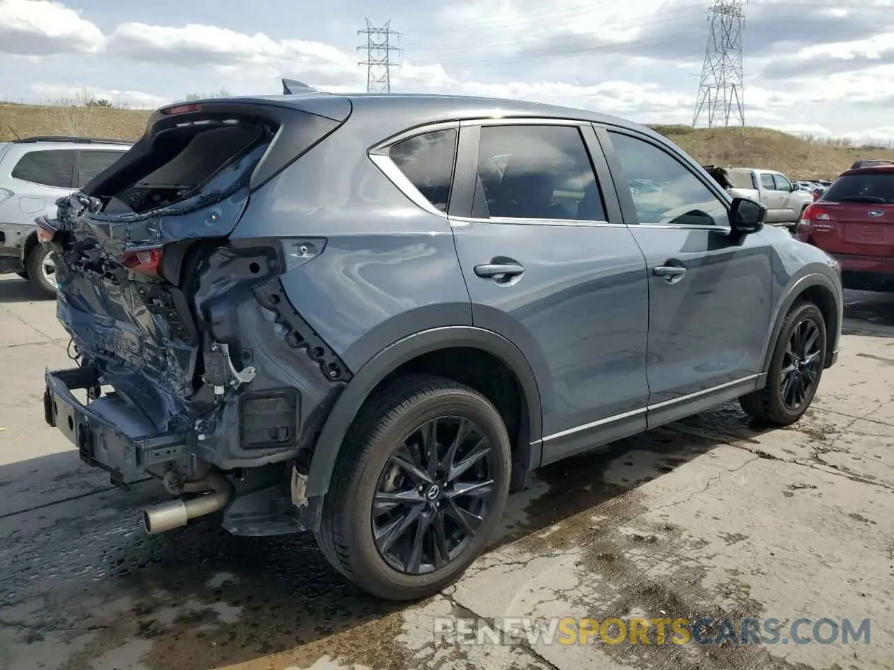 3 fotografías del automóvil dañado JM3KFBCL1R0459972 MAZDA CX-5 PREFE 2024