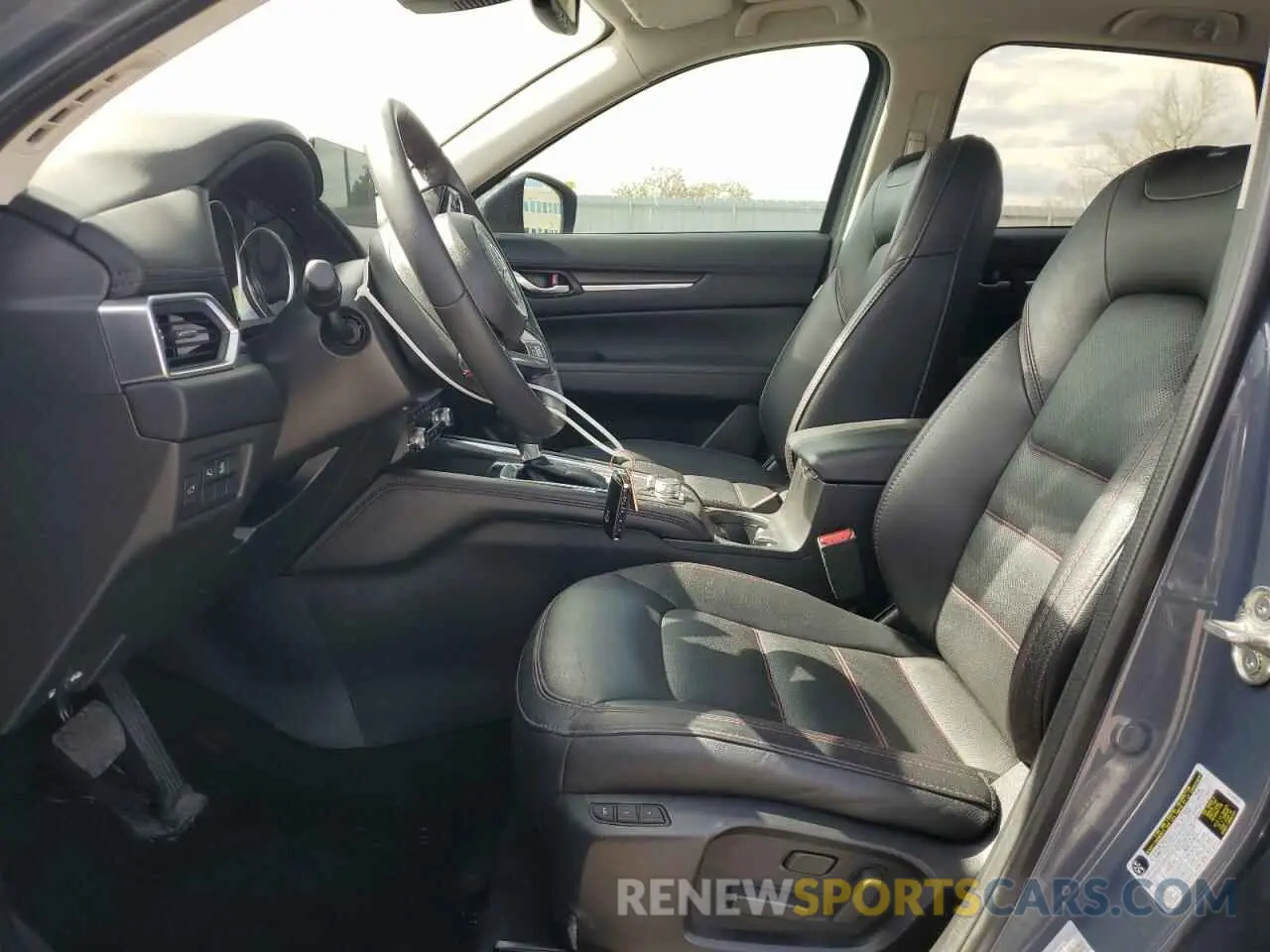 7 fotografías del automóvil dañado JM3KFBCL1R0459972 MAZDA CX-5 PREFE 2024