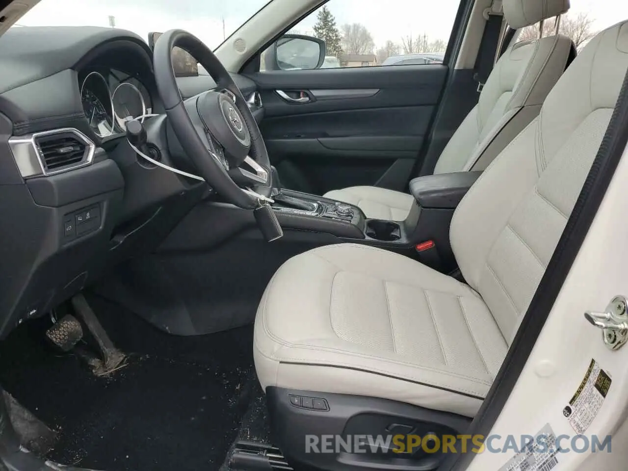 7 fotografías del automóvil dañado JM3KFBCL1R0481096 MAZDA CX-5 PREFE 2024