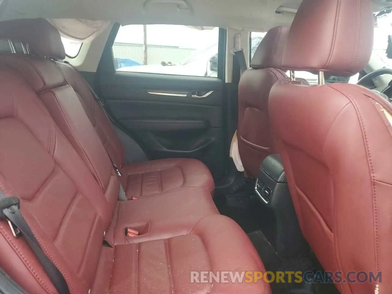 11 fotografías del automóvil dañado JM3KFBCL2R0511870 MAZDA CX-5 PREFE 2024