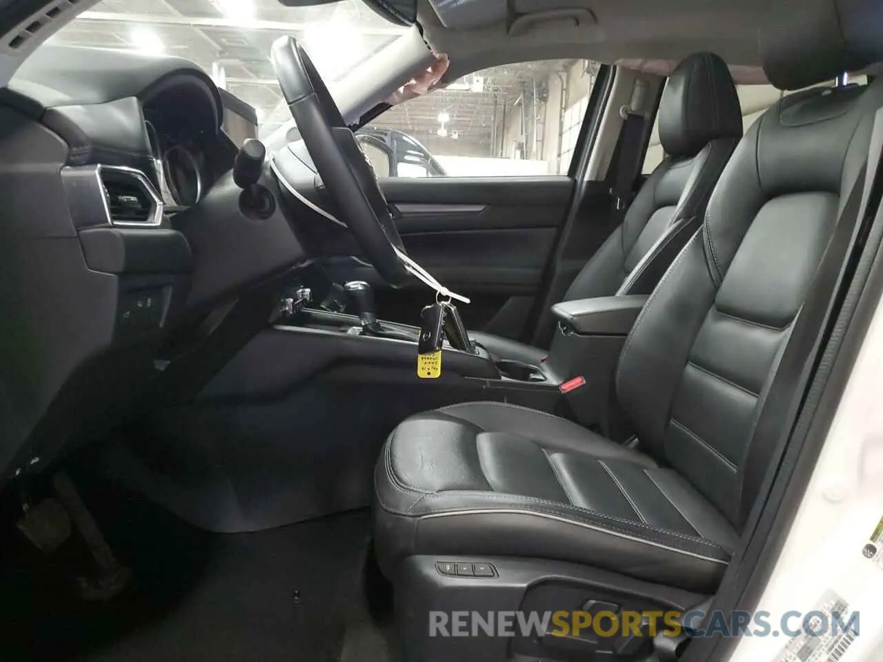 7 fotografías del automóvil dañado JM3KFBCL3R0411213 MAZDA CX-5 PREFE 2024