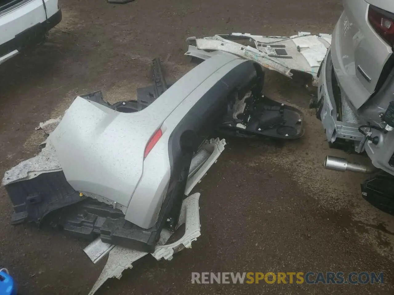 13 fotografías del automóvil dañado JM3KFBCL3R0475400 MAZDA CX-5 PREFE 2024