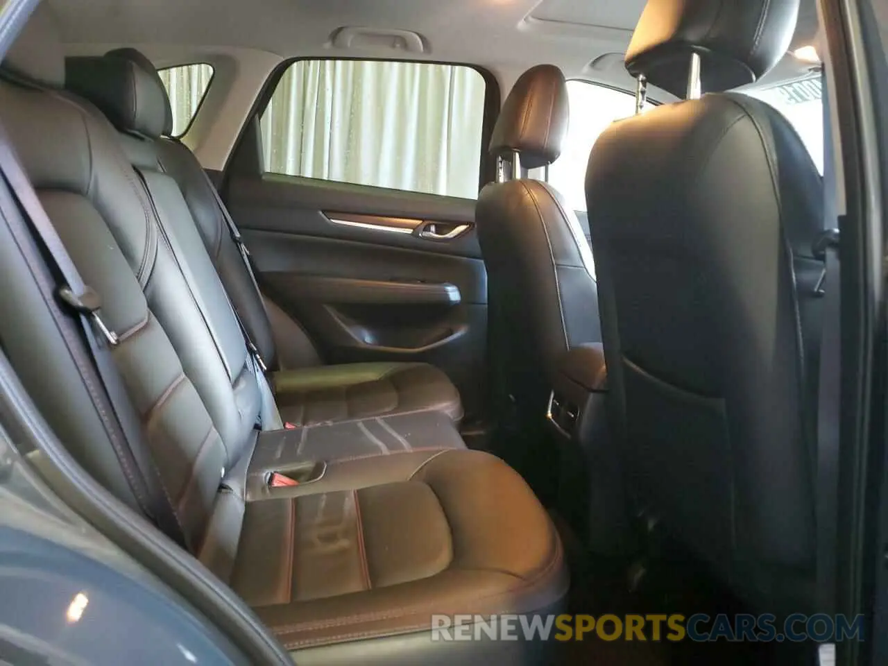11 fotografías del automóvil dañado JM3KFBCL3R0478376 MAZDA CX-5 PREFE 2024