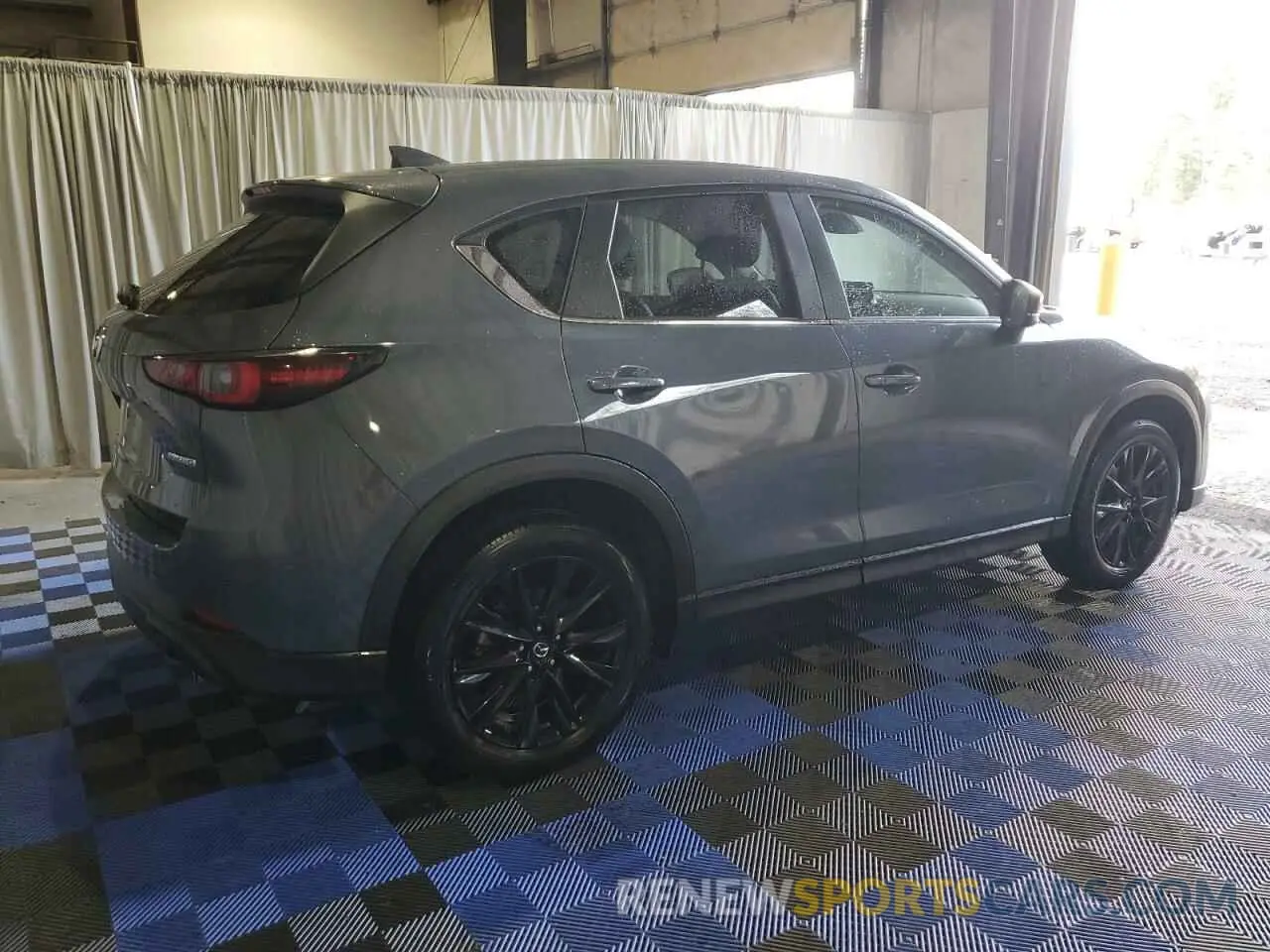 3 fotografías del automóvil dañado JM3KFBCL3R0478376 MAZDA CX-5 PREFE 2024
