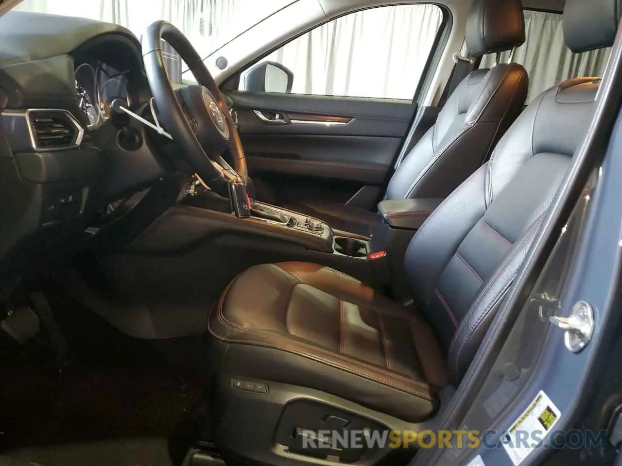 7 fotografías del automóvil dañado JM3KFBCL3R0478376 MAZDA CX-5 PREFE 2024