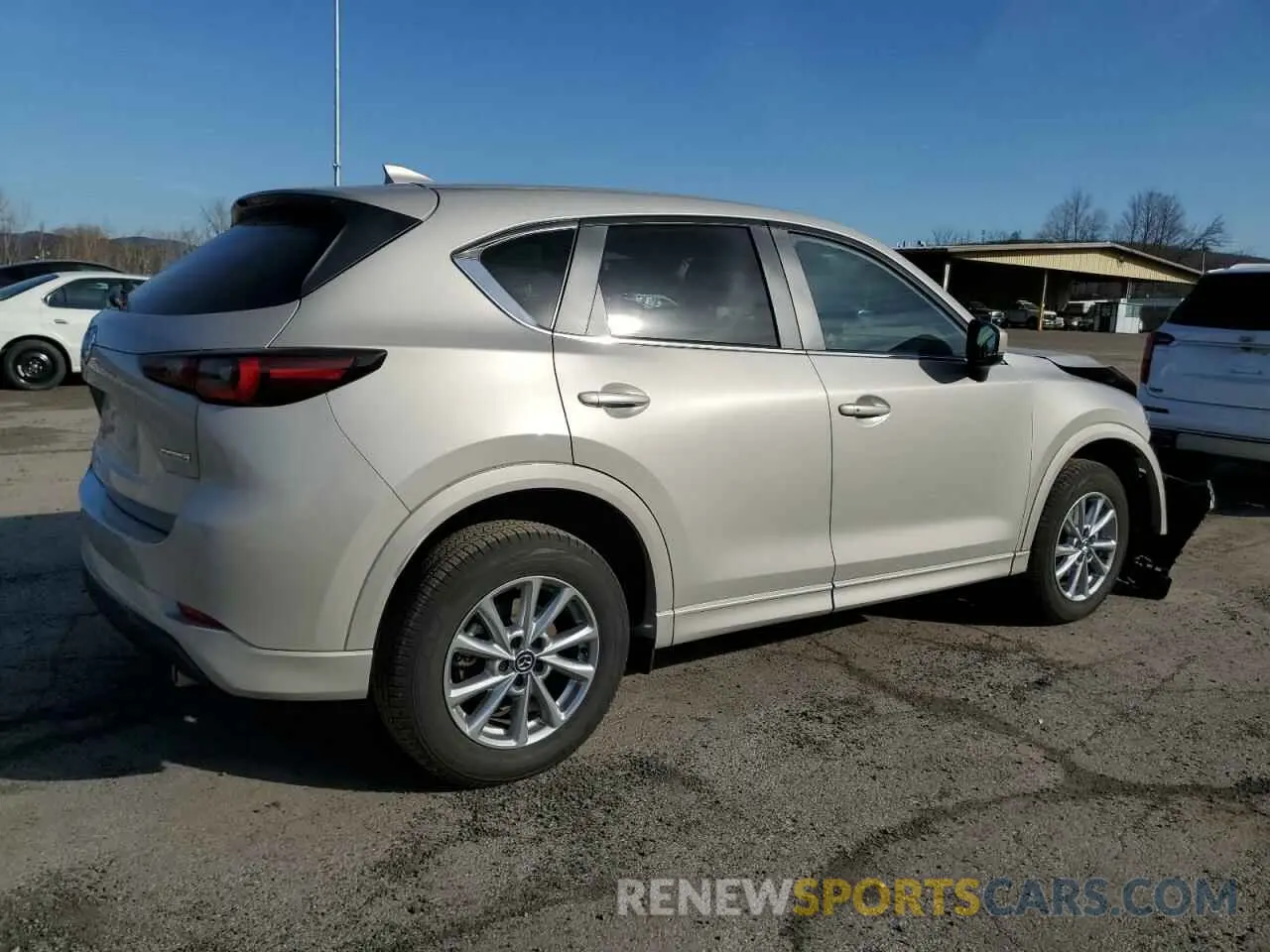 3 fotografías del automóvil dañado JM3KFBCL4R0490312 MAZDA CX-5 PREFE 2024