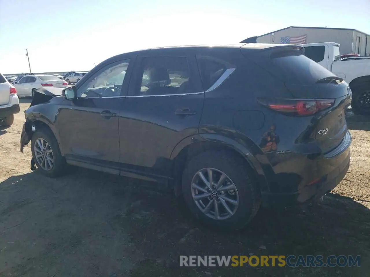 2 fotografías del automóvil dañado JM3KFBCL4R0502636 MAZDA CX-5 PREFE 2024