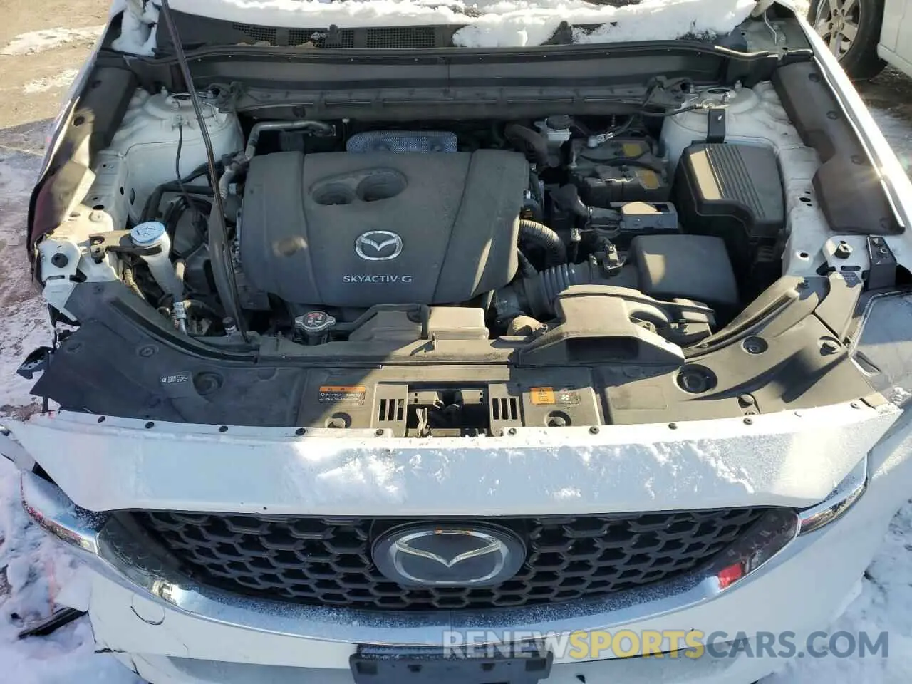 12 fotografías del automóvil dañado JM3KFBCL5R0416705 MAZDA CX-5 PREFE 2024