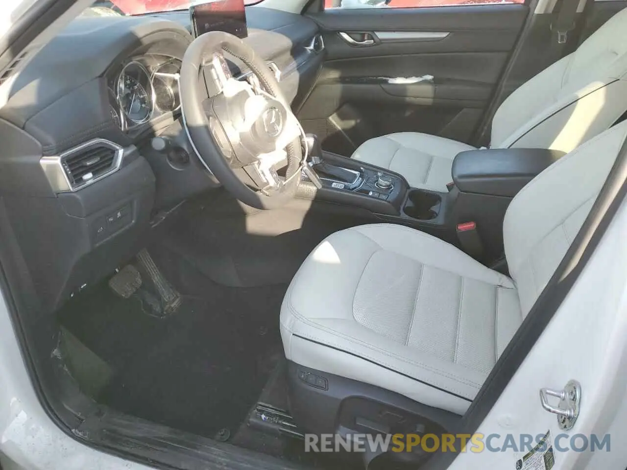 7 fotografías del automóvil dañado JM3KFBCL5R0416705 MAZDA CX-5 PREFE 2024