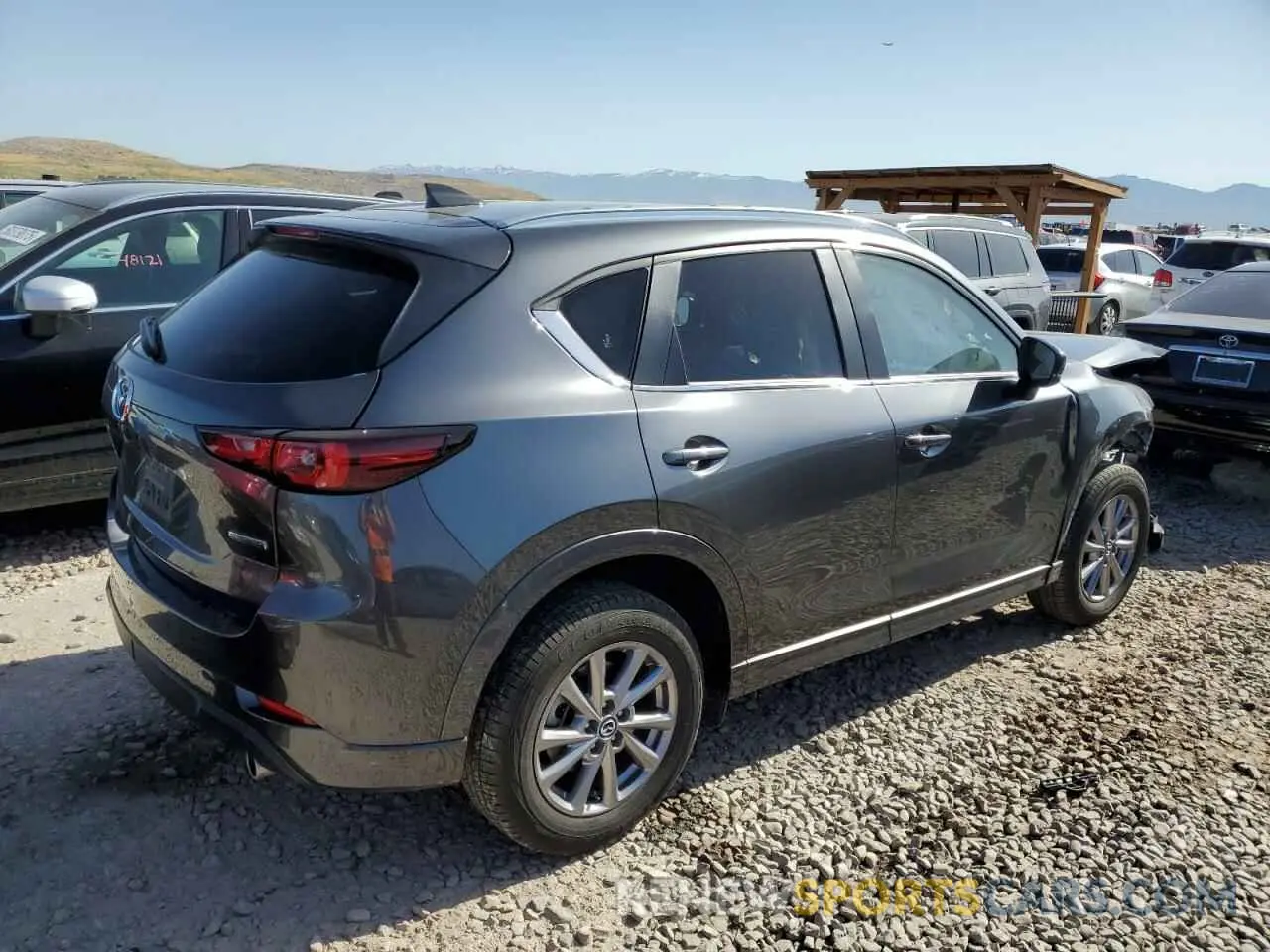3 fotografías del automóvil dañado JM3KFBCL5R0453446 MAZDA CX-5 PREFE 2024