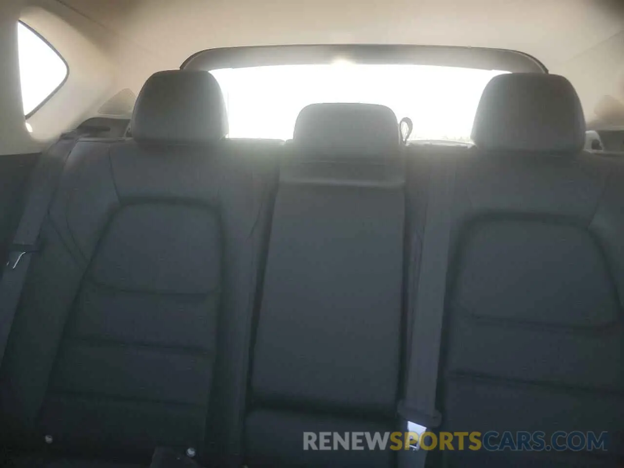 10 fotografías del automóvil dañado JM3KFBCL5R0476032 MAZDA CX-5 PREFE 2024