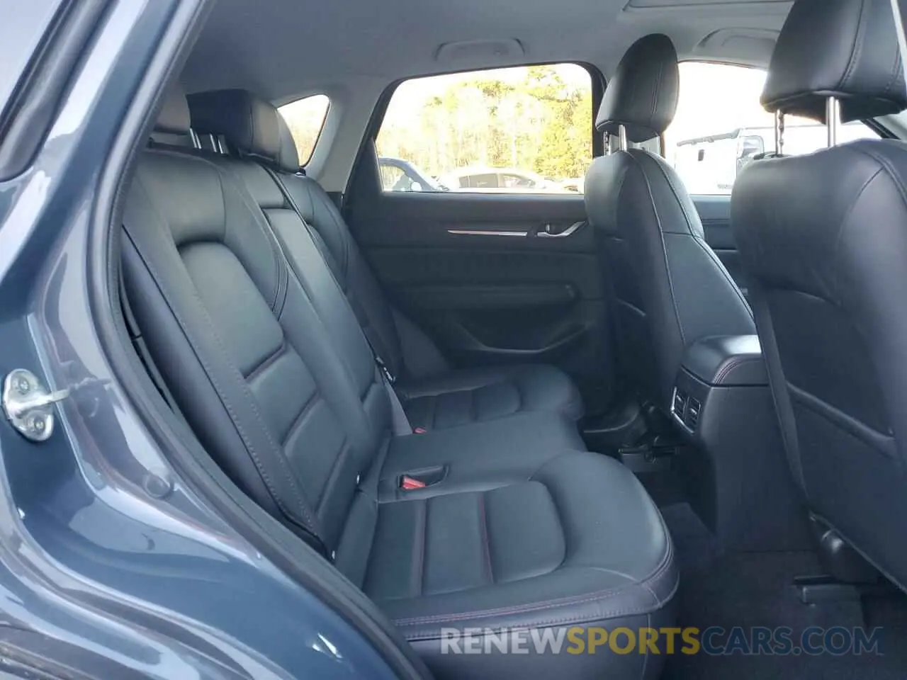 11 fotografías del automóvil dañado JM3KFBCL5R0486639 MAZDA CX-5 PREFE 2024